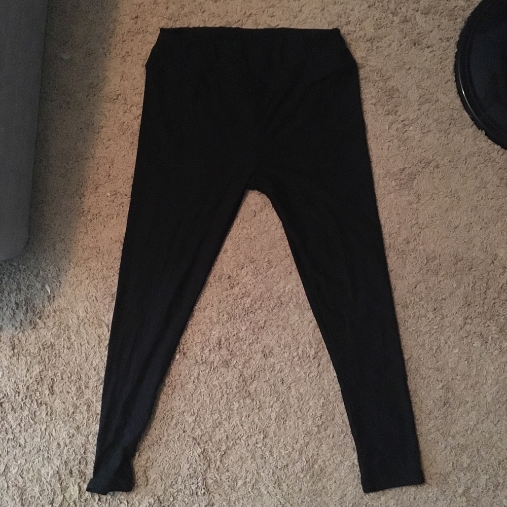 LulaRoe TC Black Leggings